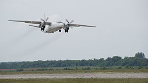 Турбовинтовой транспортный самолет Ан-26 впервые выполнил рейс на аэродром "Белая Церковь"